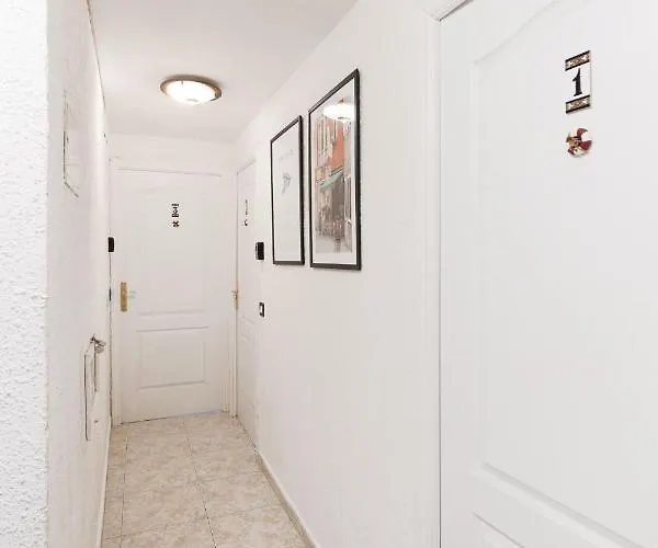 Marbellatown 公寓 马尔韦利亚